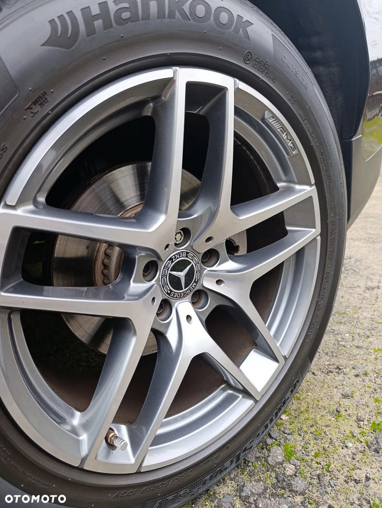 Mercedes-Benz GLC - 25