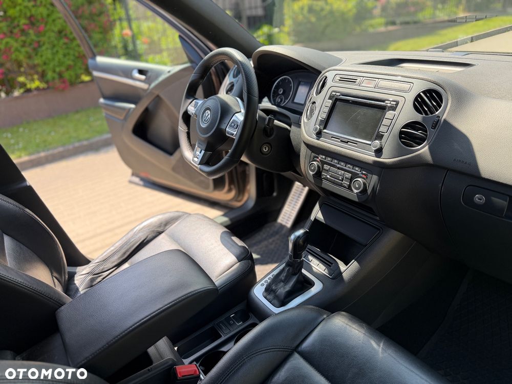 Volkswagen Tiguan 2.0 TDI 4Mot Perfectline R-Style DSG - 31