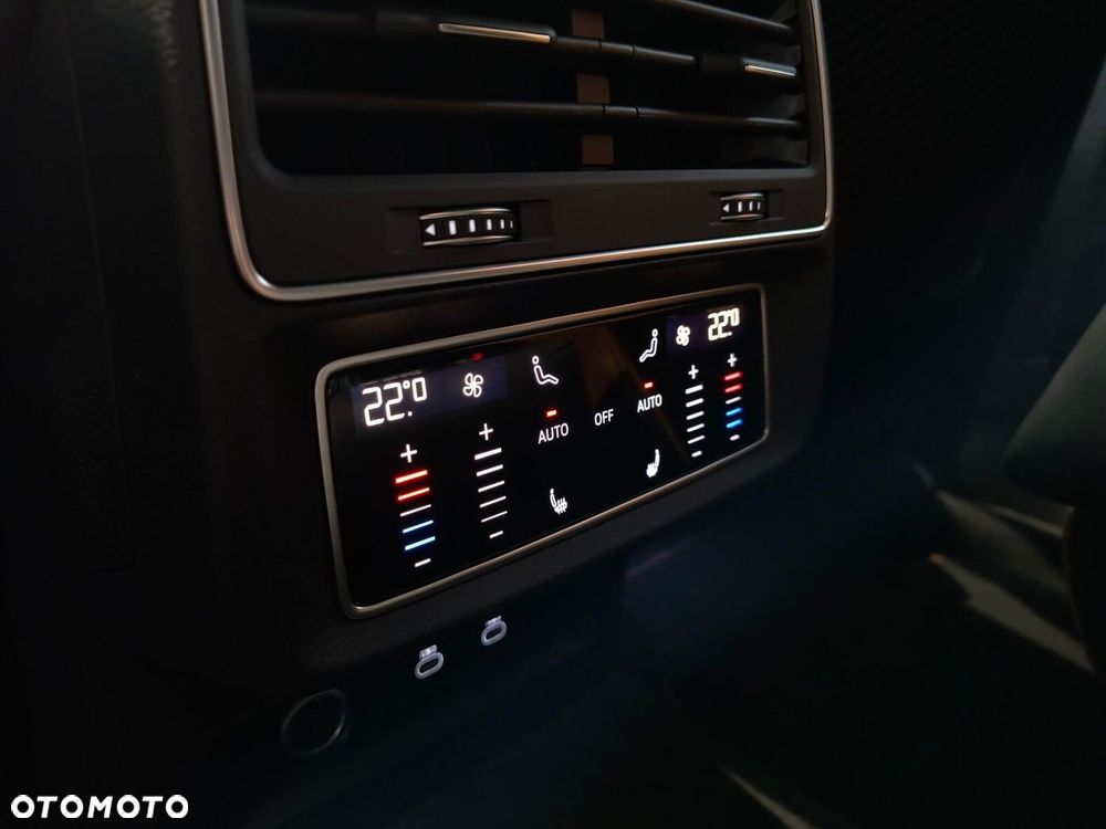 Audi Q7 - 12