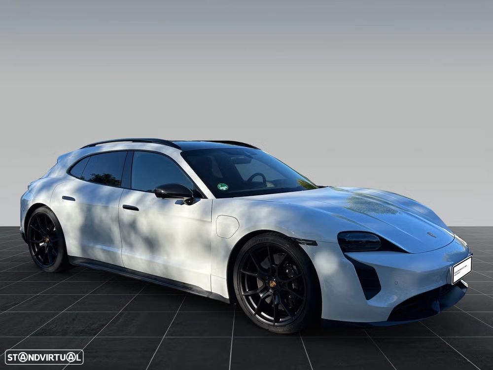 Porsche Taycan Sport Turismo GTS - 3