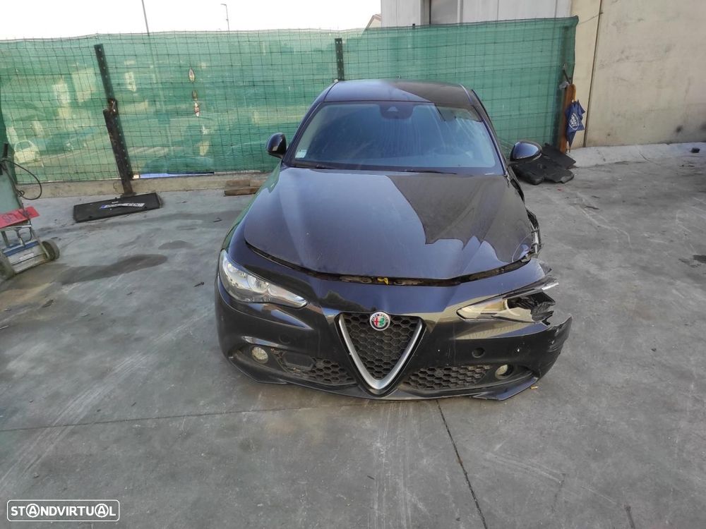 REFORÇO PARA-CHOQUES TRASEIRO ALFA ROMEO GIULIA 952 - 1