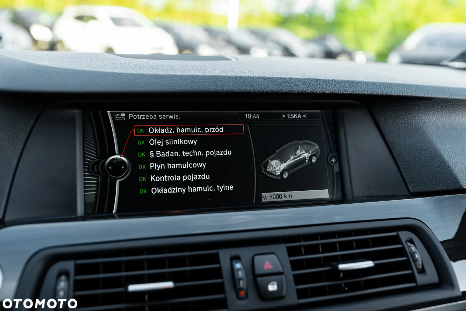 BMW Seria 5 525d Sport-Aut - 38