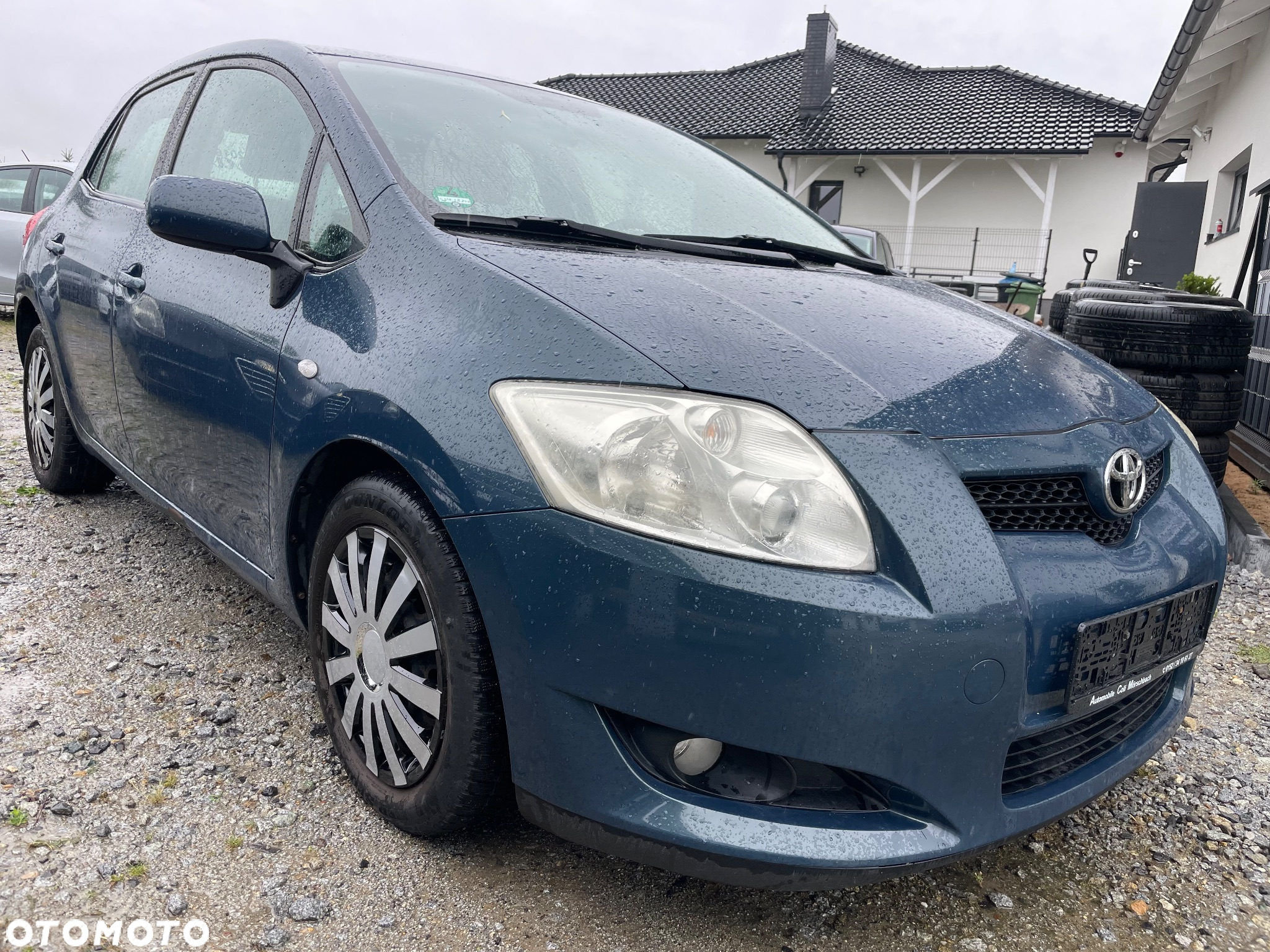 Toyota Auris 1.6 VVT-i Sol - 2