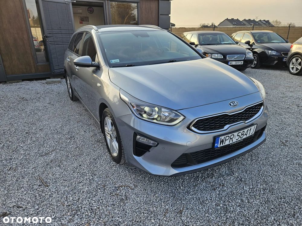 Kia Ceed 1.6 CRDi SCR L Business Line - 9