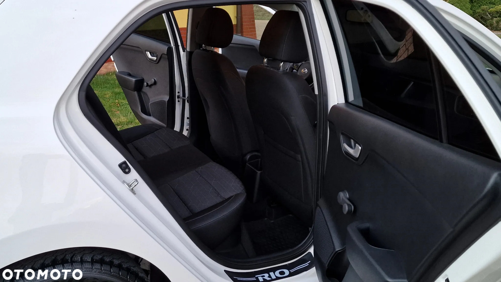 Kia Rio 1.2 M - 19