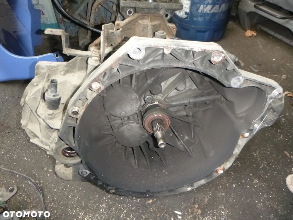 Skrzynia biegów RENAULT MASTER 2,5DCI 120 PS  EURO 3 - 1