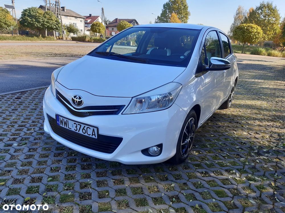 Toyota Yaris - 24
