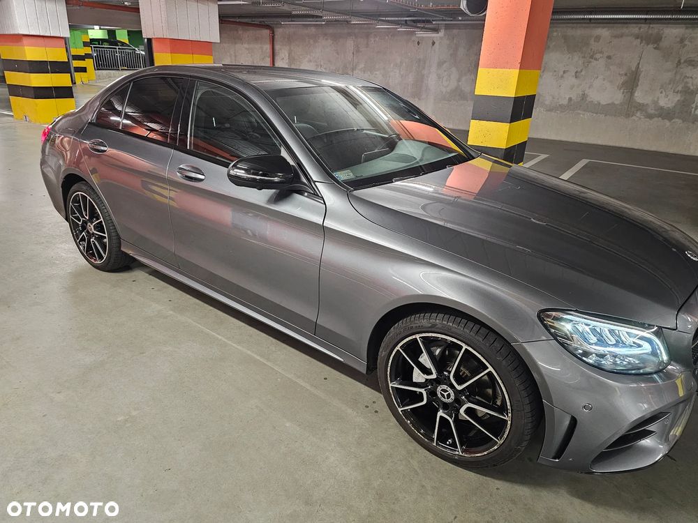 Mercedes-Benz Klasa C 200 4MATIC 9G-TRONIC