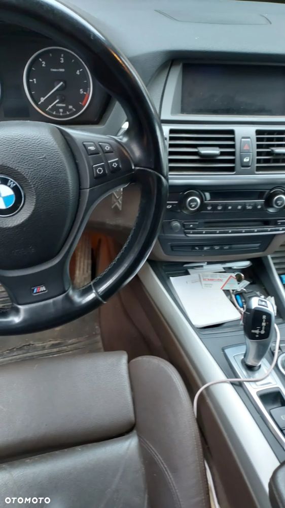 BMW X5 xDrive40d - 4