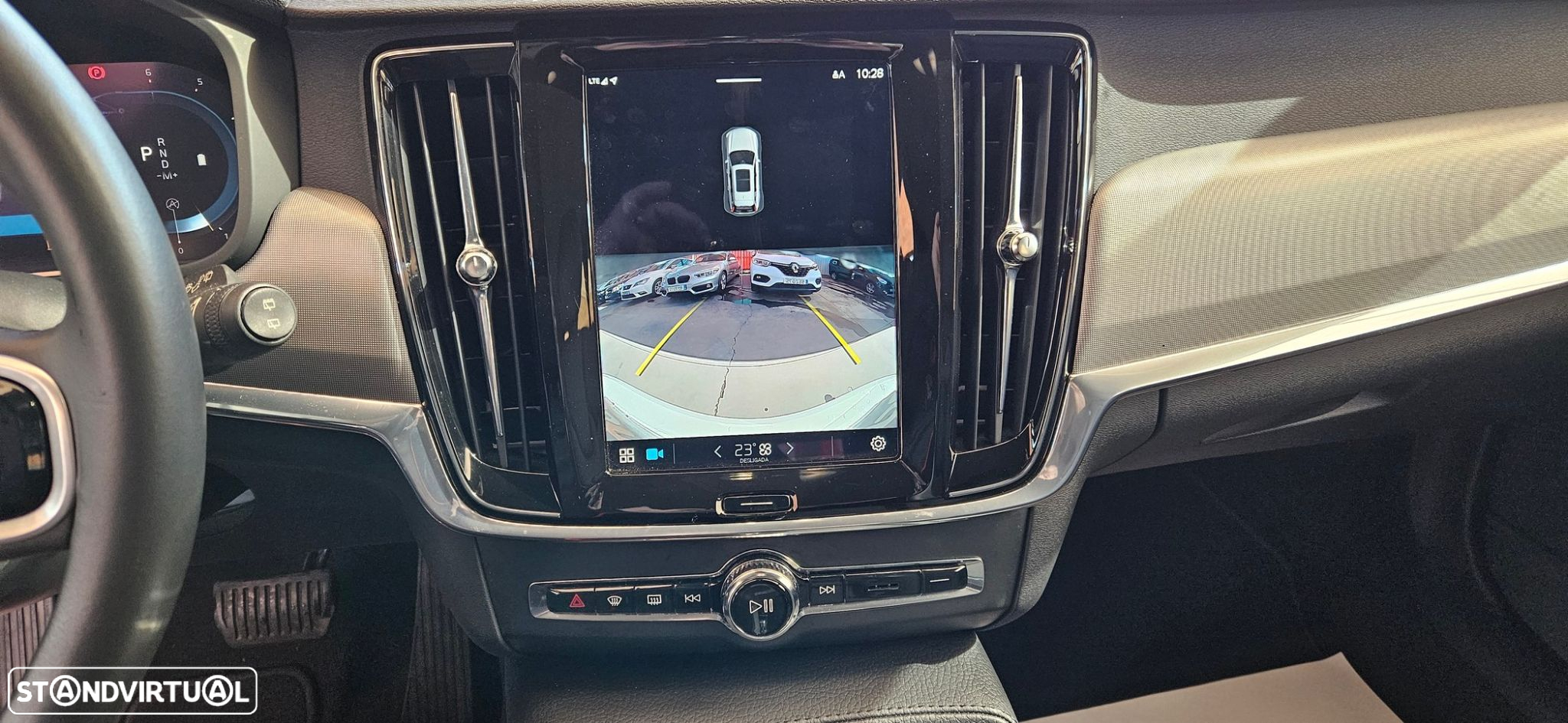 Volvo V90 2.0 B4 Momentum Plus Geartronic - 13