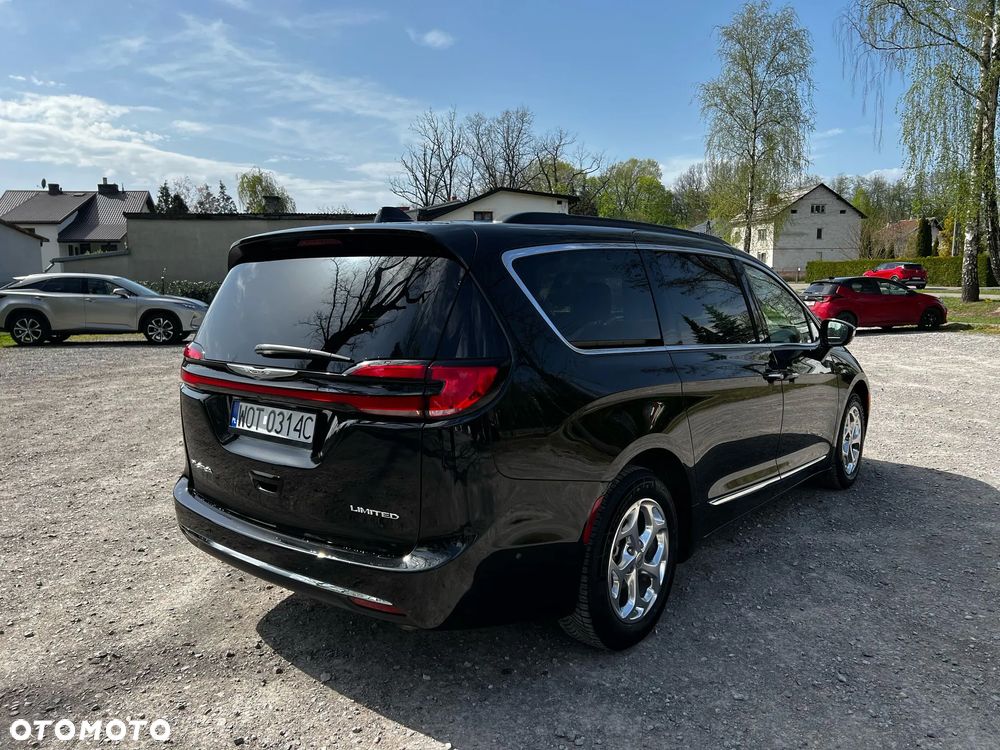 Chrysler Pacifica - 7