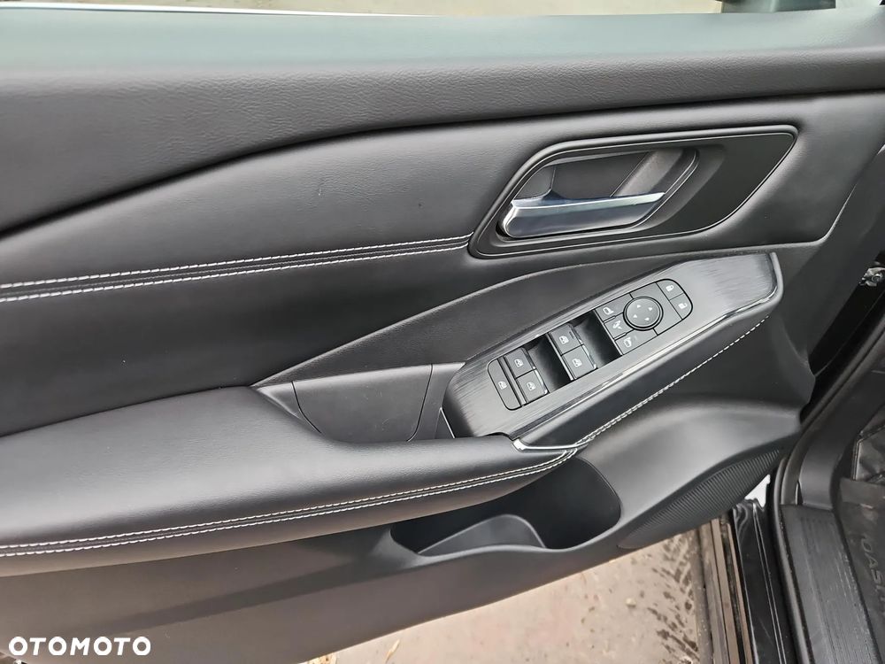 Nissan Qashqai 1.3 DIG-T MHEV N-Connecta Xtronic - 11