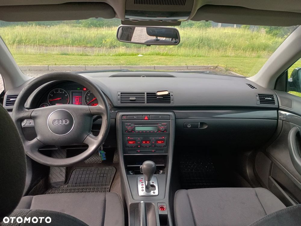 Audi A4 Avant - 6