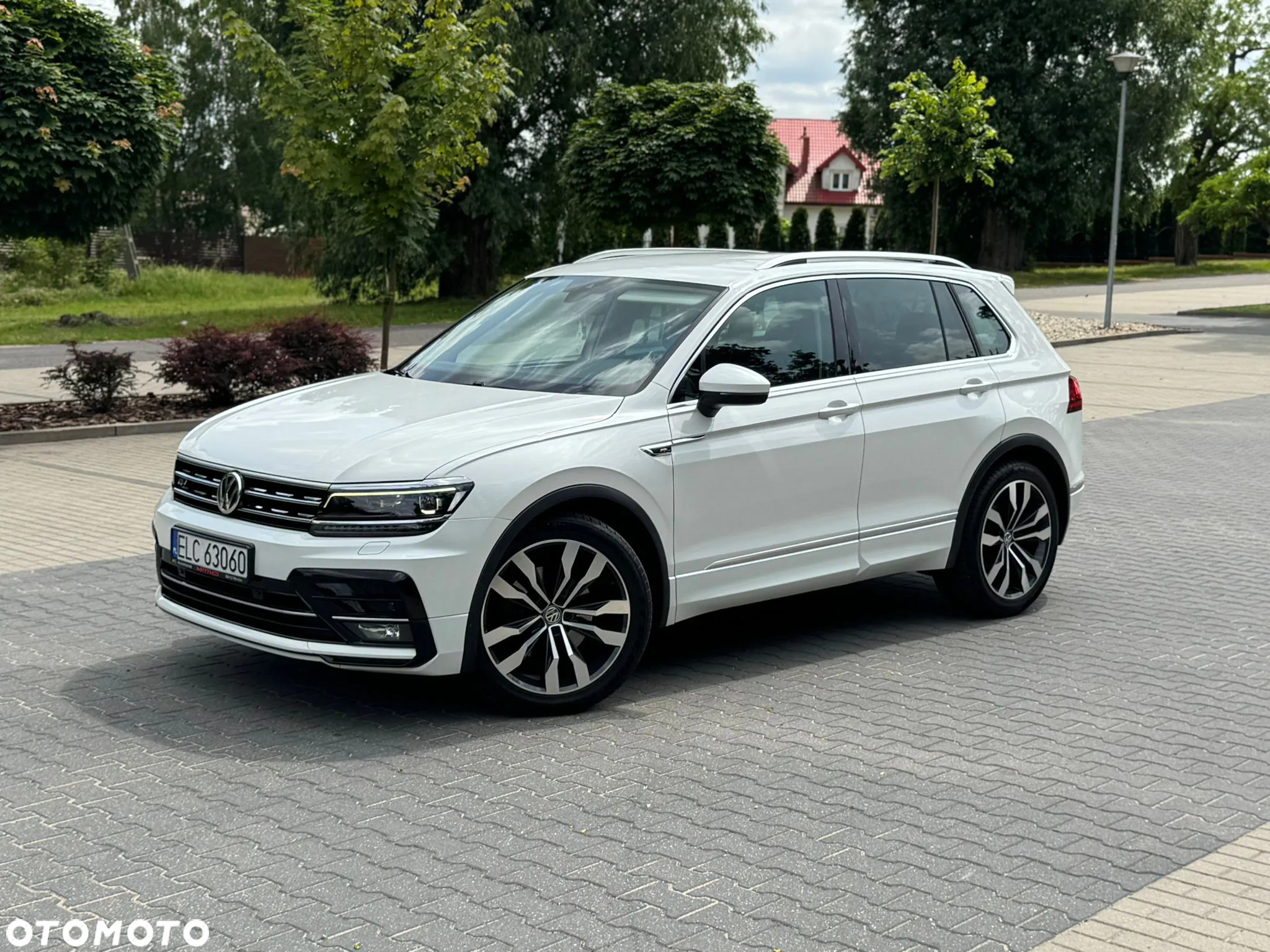 Volkswagen Tiguan 2.0 TDI SCR 4MOTION DSG Highline - 4