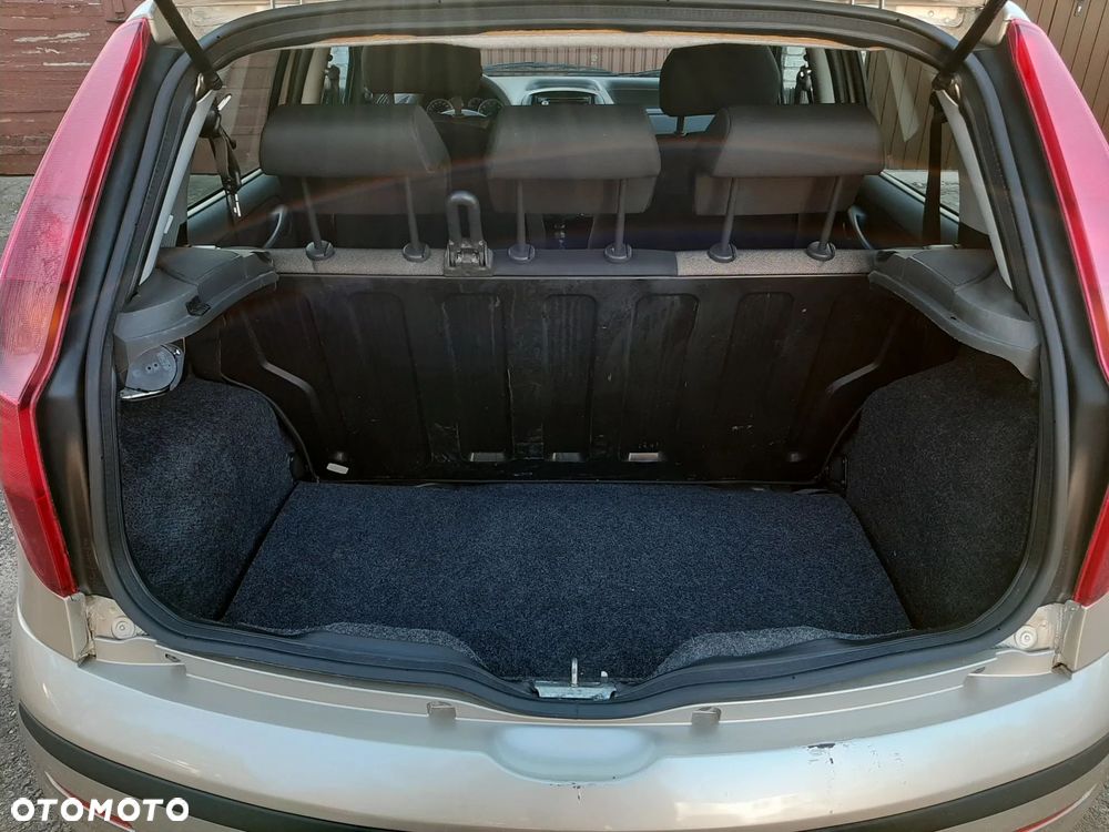 Fiat Punto 1.2 8V - 12