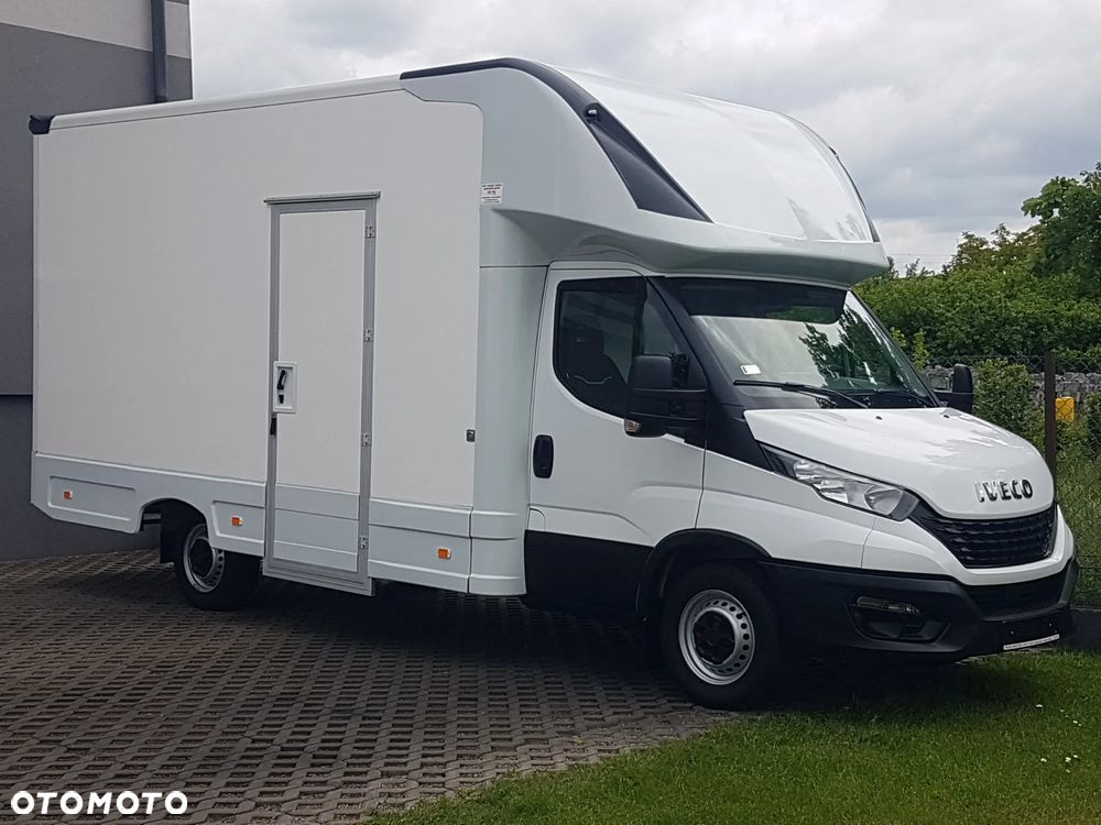 Iveco DAILY KONTENER NISKOPODŁOGOWY 4,43x2,23x2,42 SKLEP FOODTRUCK BAR KLIMA KONIOWÓZ KAMPER - 1