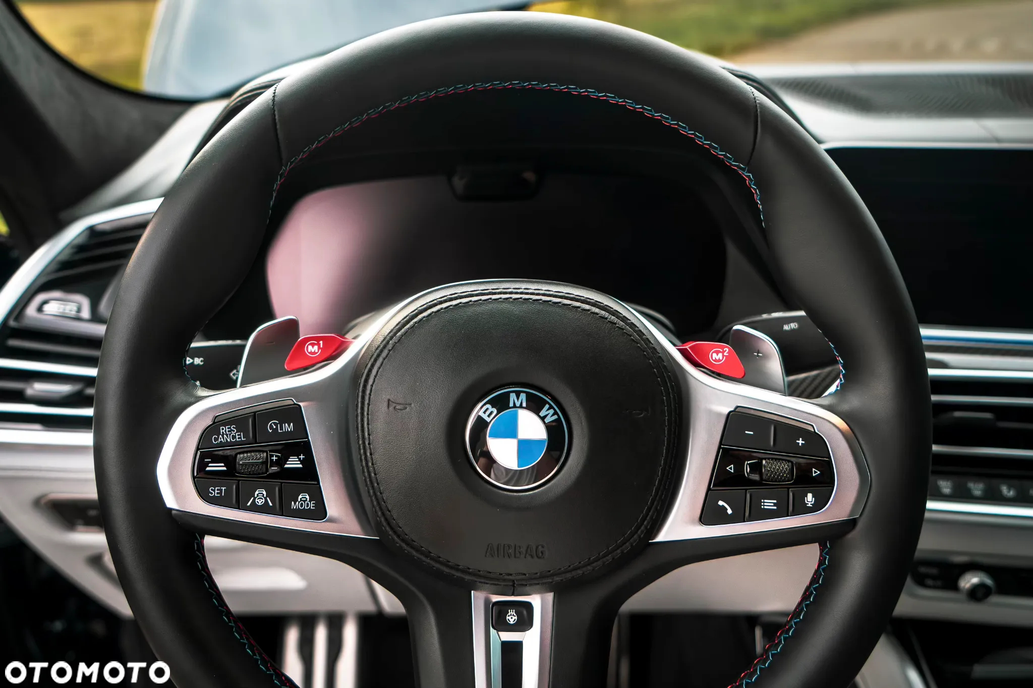 BMW X6M - 23