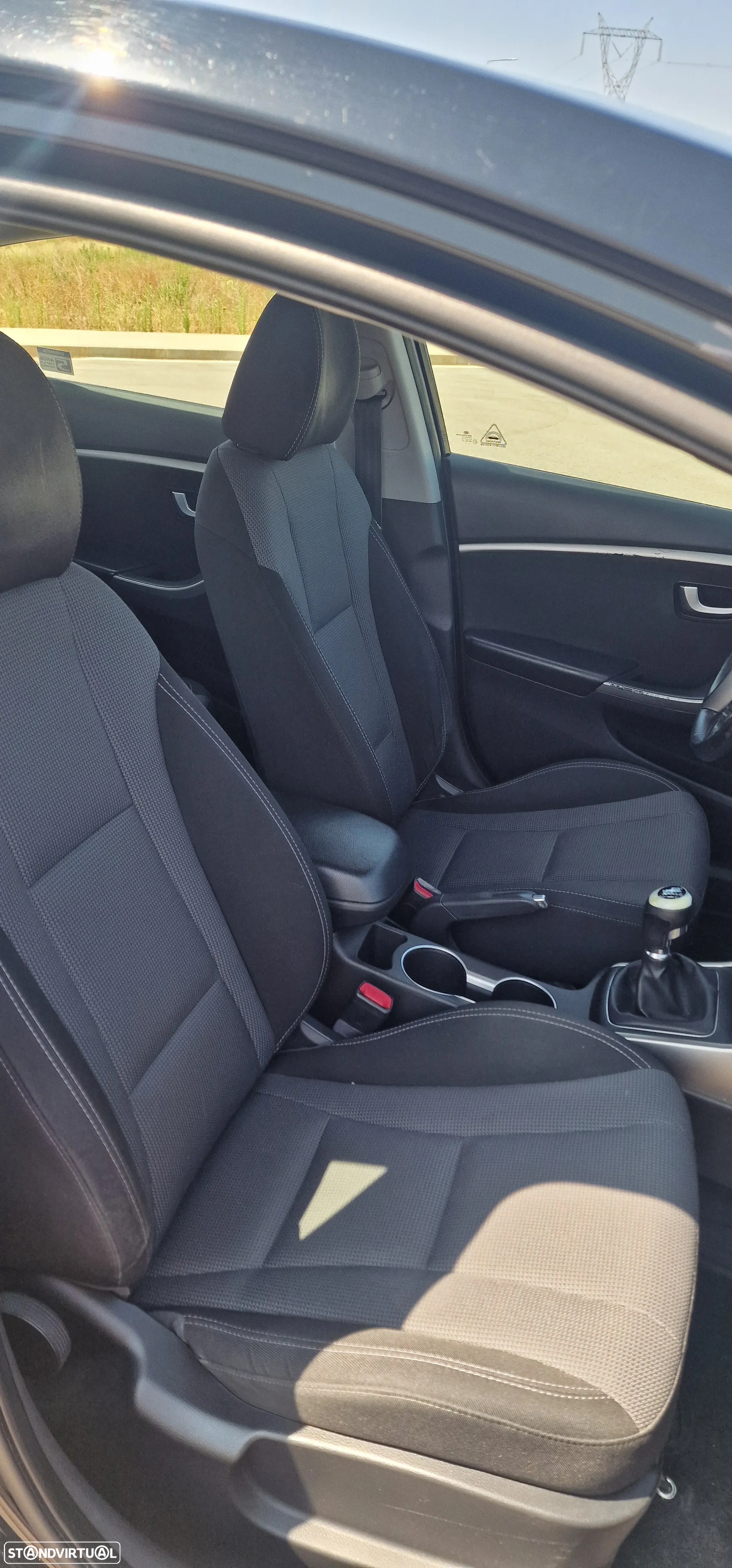 Hyundai i30 1.6 CRDI Blue Comfort - 12