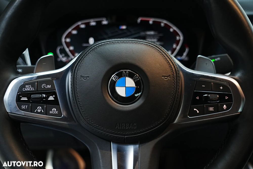 BMW Seria 3 320i AT - 23