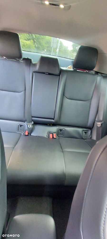 Toyota Prius - 17