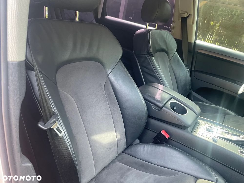 Audi Q7 - 11
