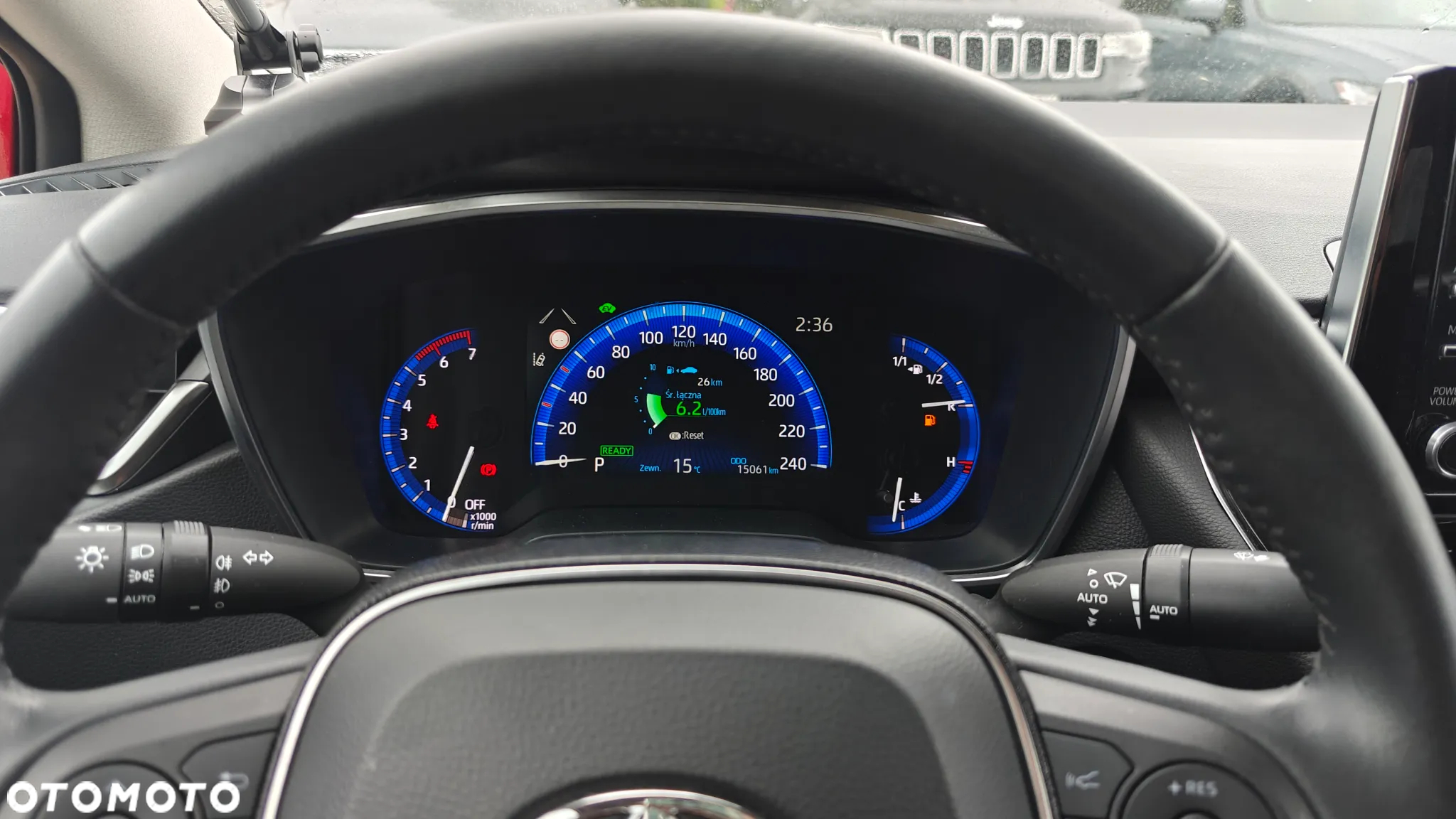 Toyota Corolla 1.8 Hybrid Comfort - 22