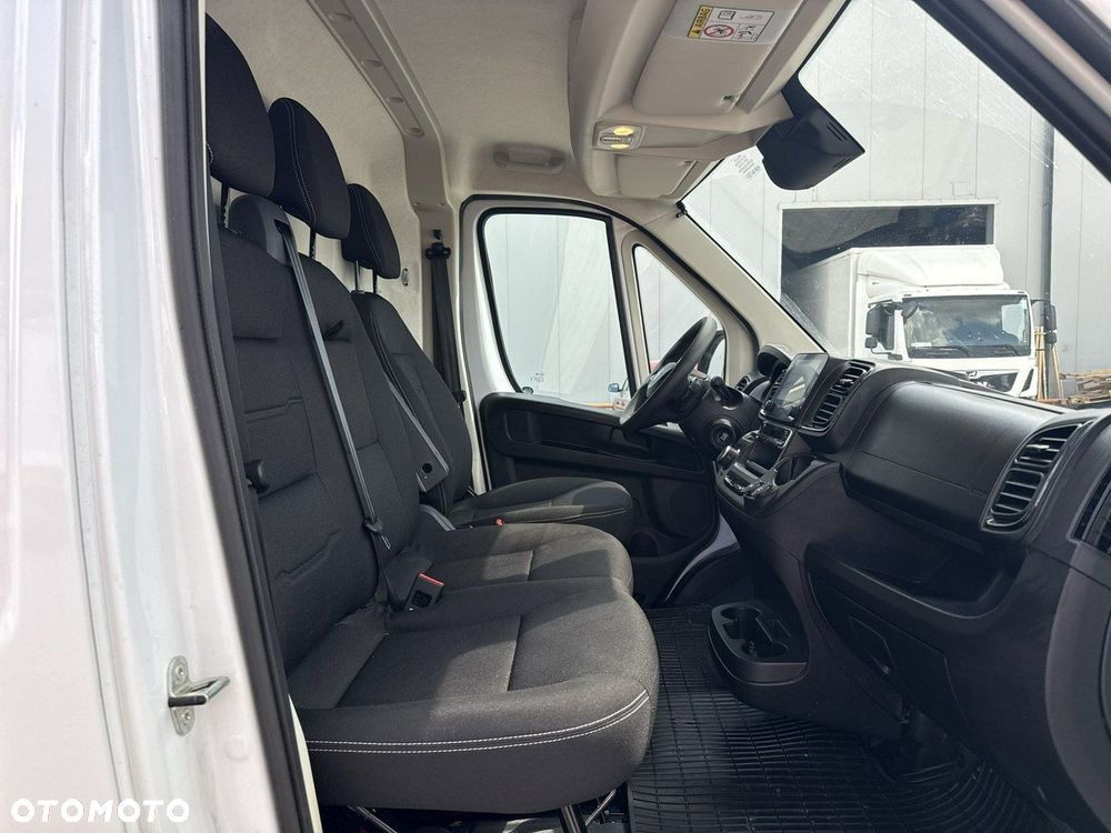 Opel Movano - 16
