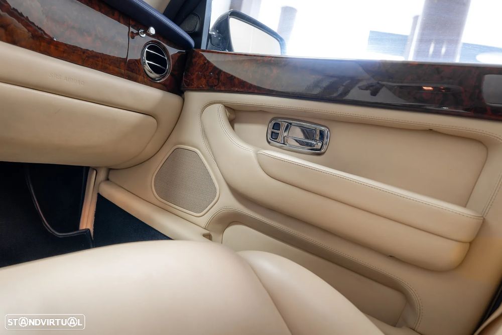 Bentley Arnage Red Label - 25