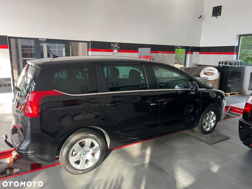Peugeot 5008 1.2 PureTech Active S&S - 10