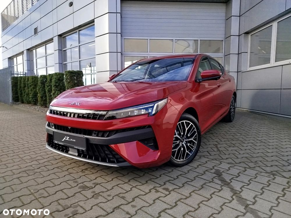 JAC J7 Plus CVT - 8
