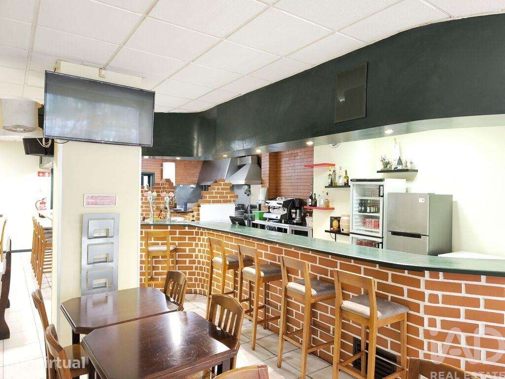 Loja / Estabelecimento Comercial em Ovar, São João, Arada e São Vicent - Grande imagem: 3/12