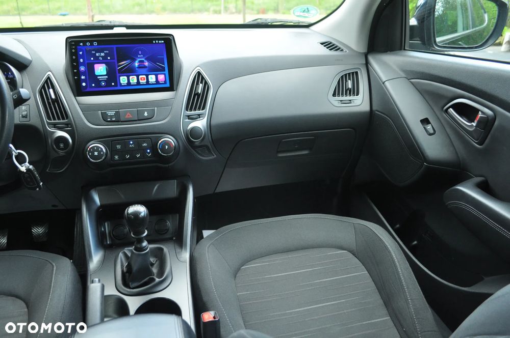 Hyundai ix35 1.7 CRDi 2WD Fifa World Cup Edition - 24