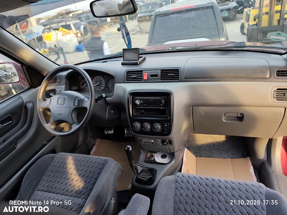 Dezmembrez Honda crv1 2.0b - 3