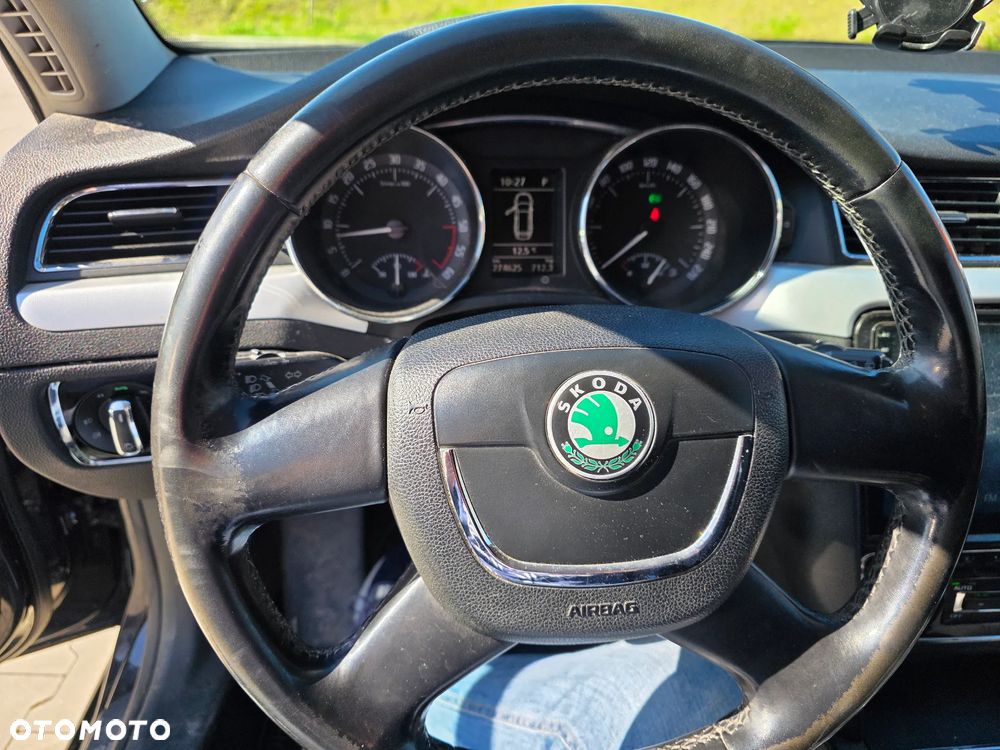 Skoda Superb 2.0 TDI Elegance DSG - 15
