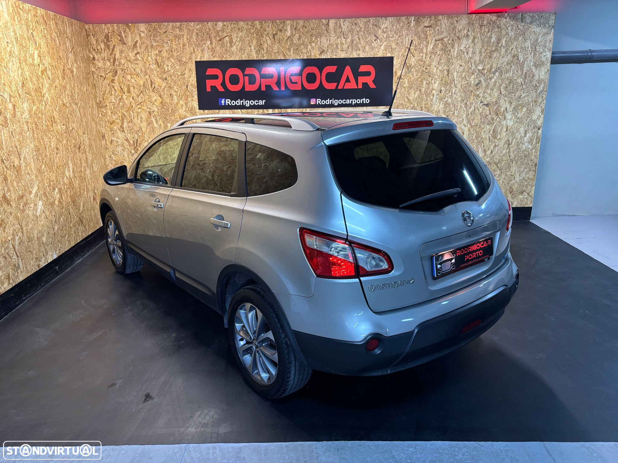 Nissan Qashqai +2 1.5 dCi Tekna Pele Preto +Navi - 4