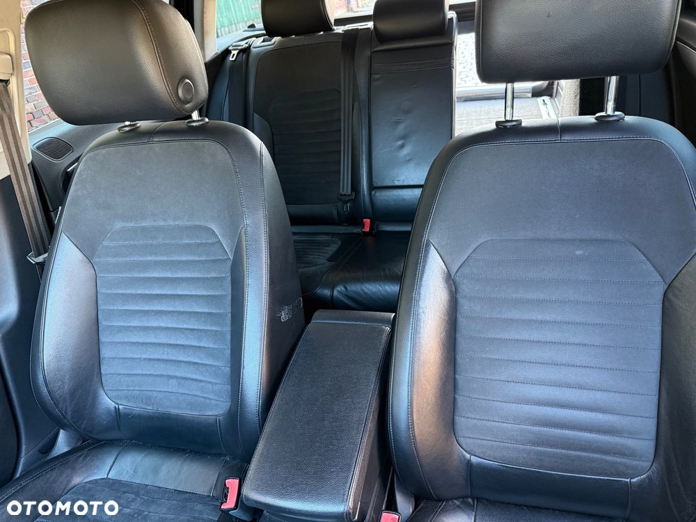 Volkswagen Passat 2.0 TDI DPF 4Mot Highline - 11