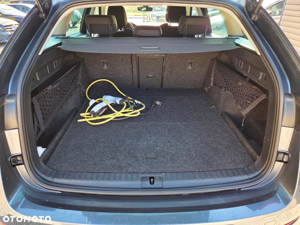 Skoda Octavia 1.4 TSI Plug-In Hybrid Ambition DSG - 11