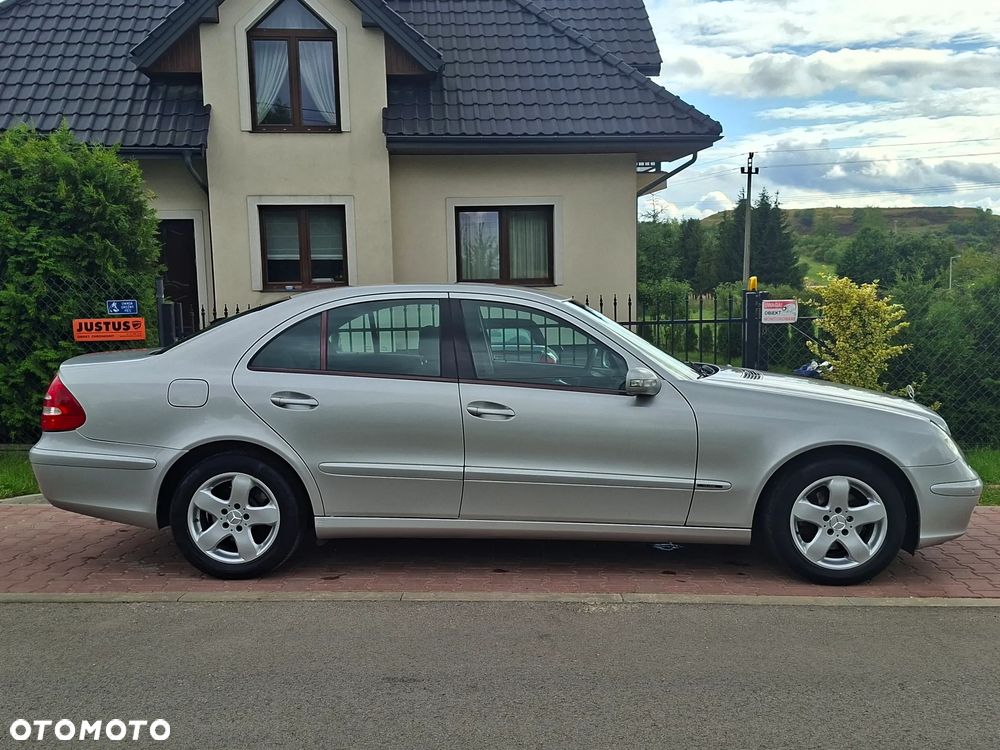 Mercedes-Benz Klasa E 200 Kompressor Automatik Classic - 4