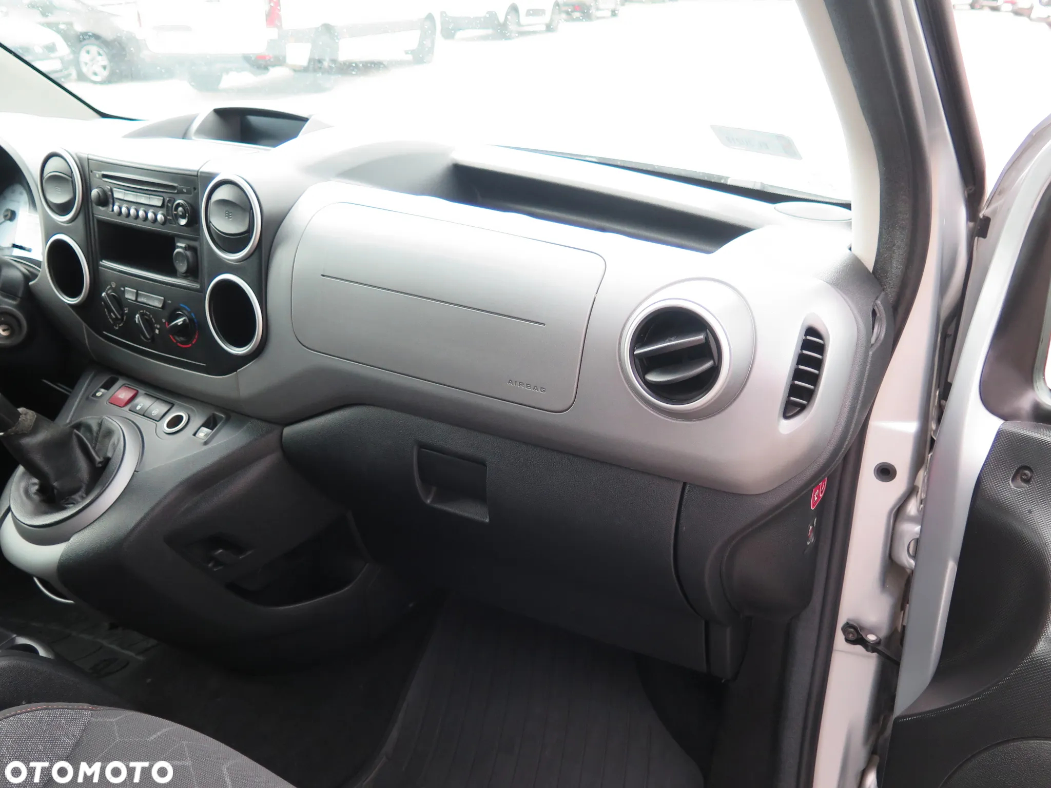 Peugeot Partner 1.6 BlueHDi Active - 29
