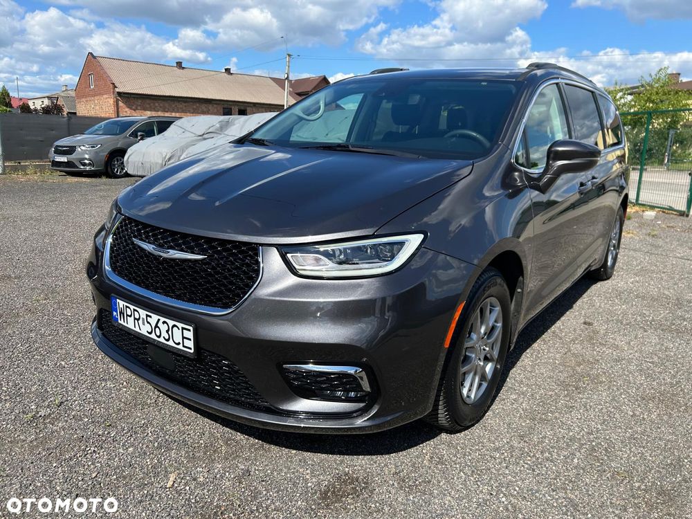 Chrysler Pacifica - 13