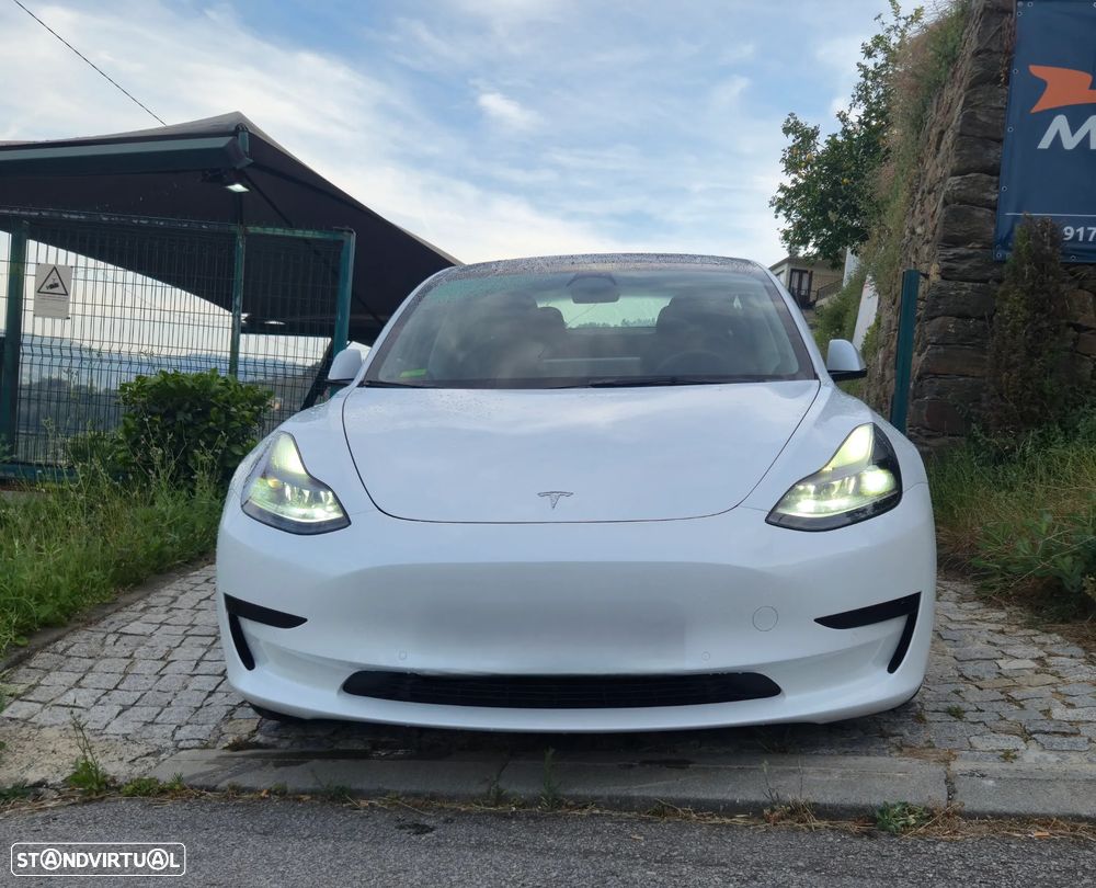 Tesla Model 3 Long Range RWD - 4