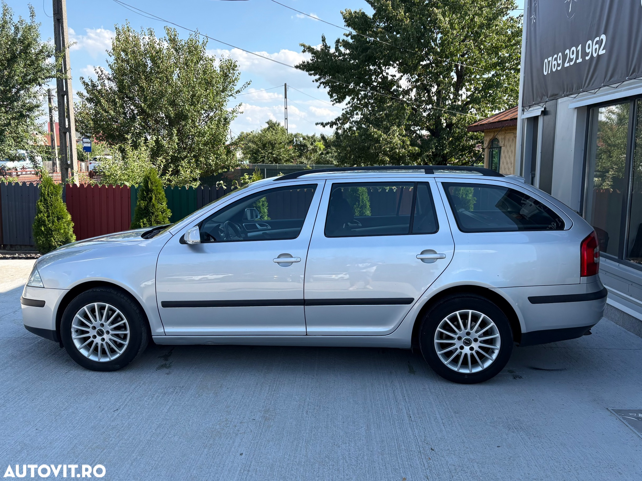 Skoda Octavia 2.0 TDI DPF Ambition - 4