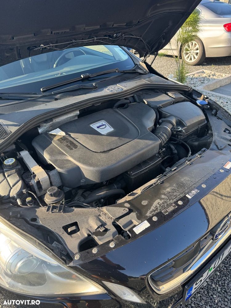 Volvo V60 D5 Geartronic Summum - 14