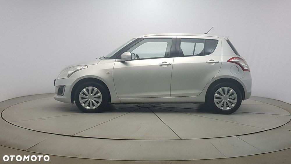 Suzuki Swift - 4
