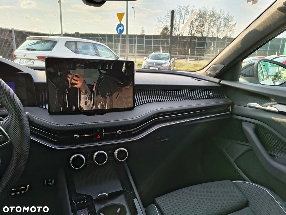 Skoda Superb 2.0 TSI Sportline DSG - 24