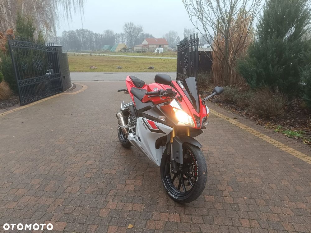 Yamaha YZF - 2
