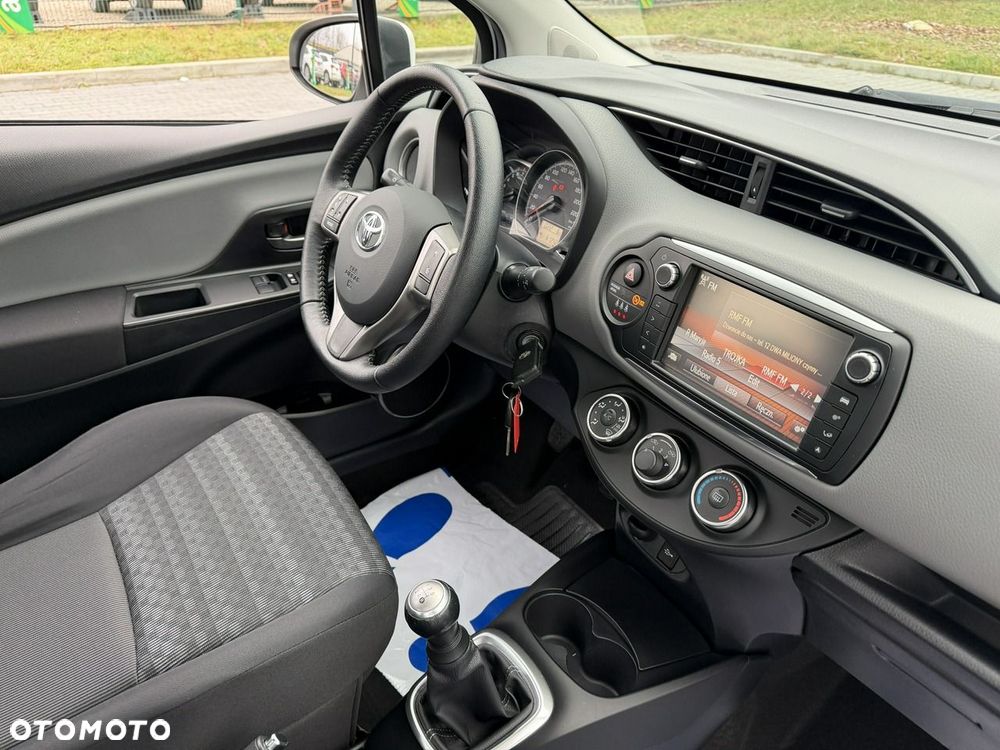 Toyota Yaris - 35