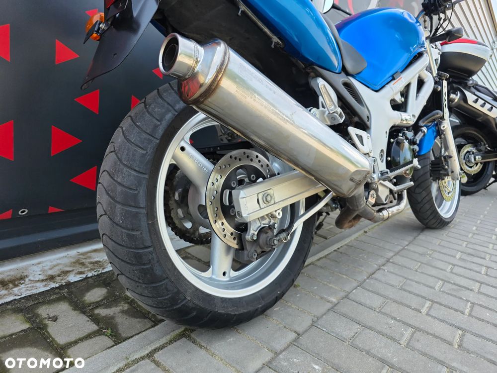Suzuki SV - 21