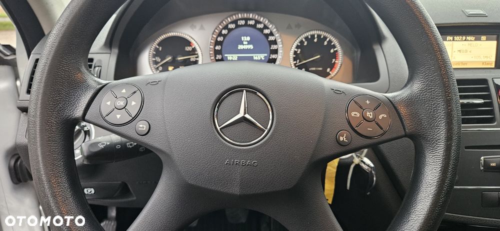 Mercedes-Benz Klasa C 180 Kompressor Classic - 30