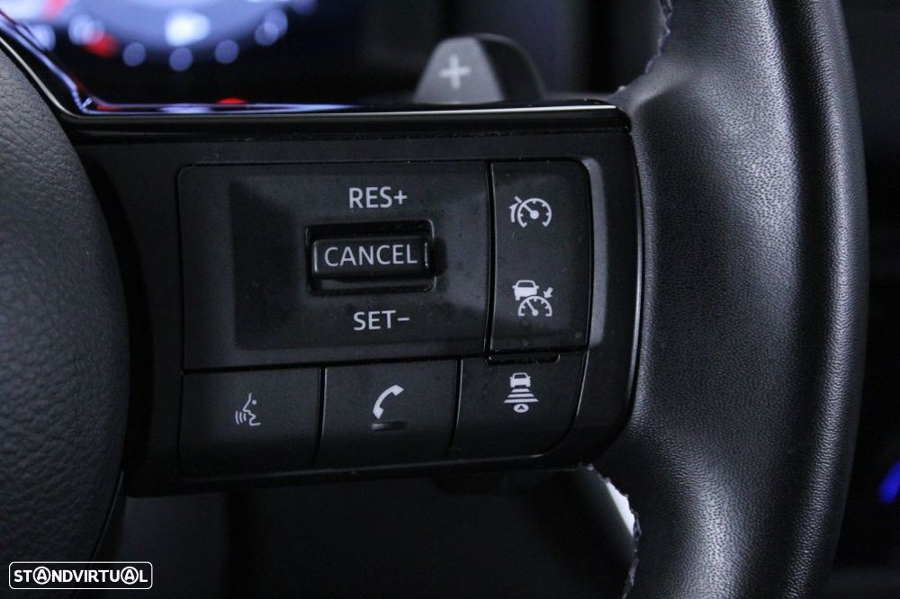 Nissan Qashqai 1.3 DIG-T N-Connecta LED Xtronic - 23